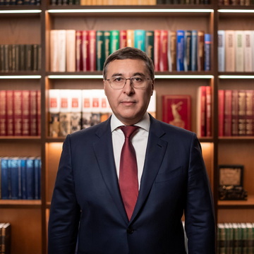 Поздравление Министра науки и высшего образования РФ Валерия Фалькова с Днем защитника Отечества